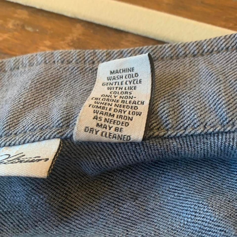 Chico's Blue Denim‎ Jacket Size 1 - Picture 8 of 8